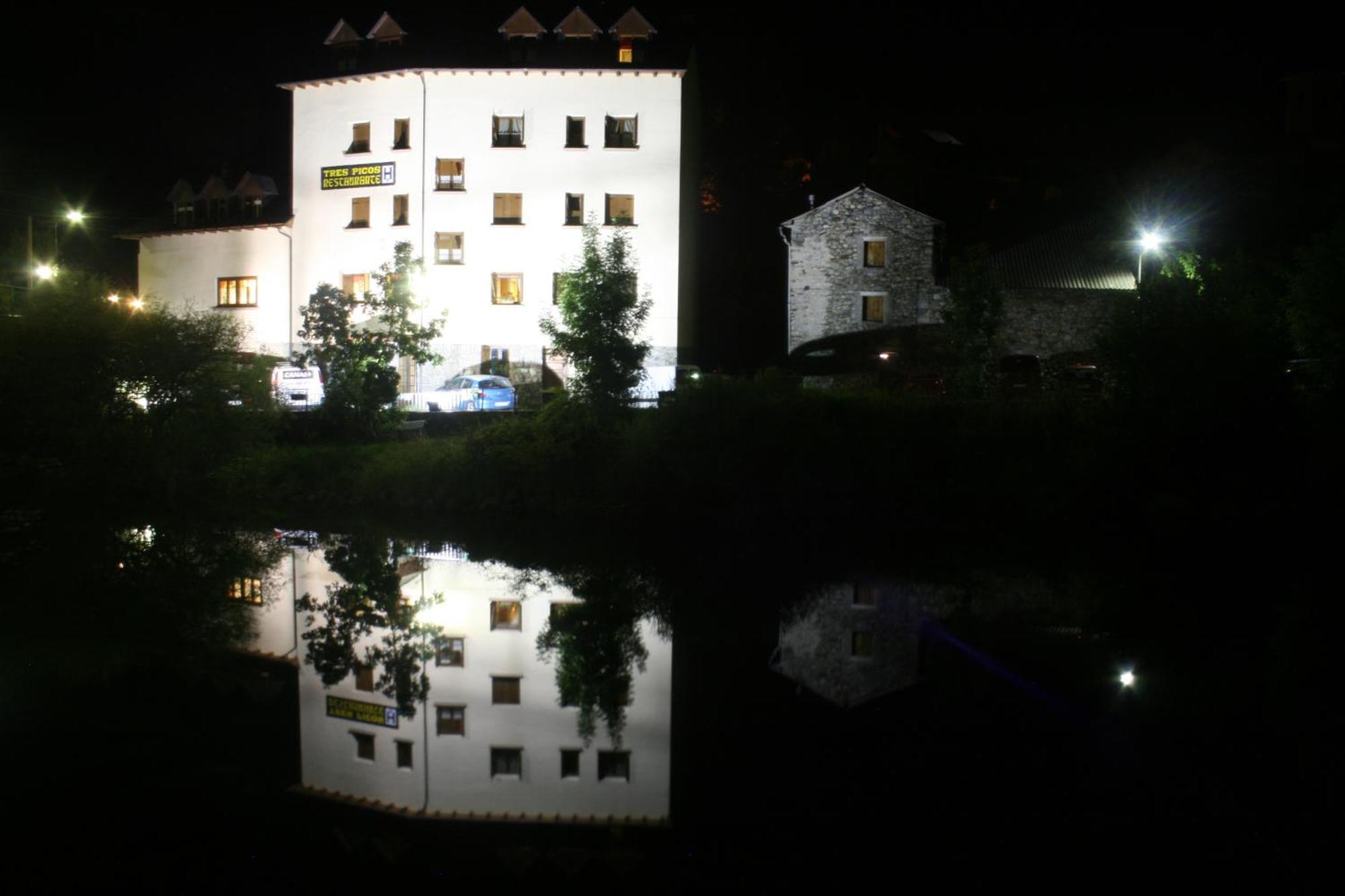 Tres Picos Hotel เอริสเต ภายนอก รูปภาพ